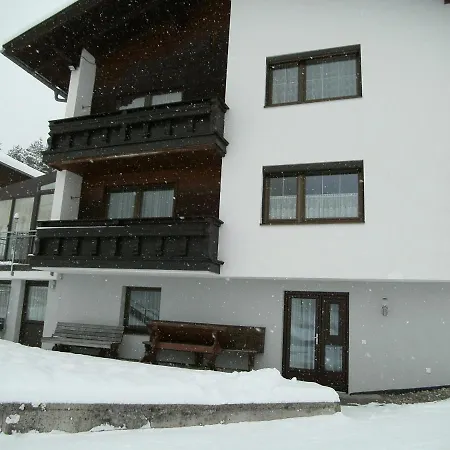 Habitación en casa particular Jaeger Trins