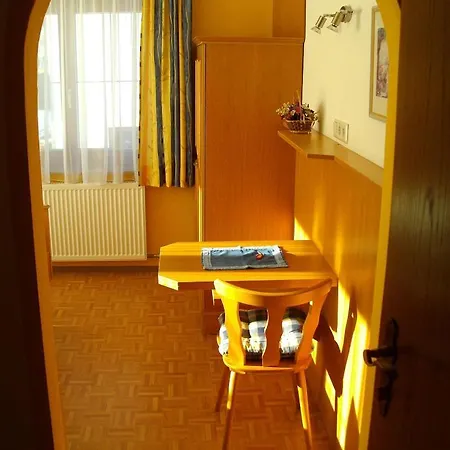 Jaeger Accommodatie bij particulieren Trins